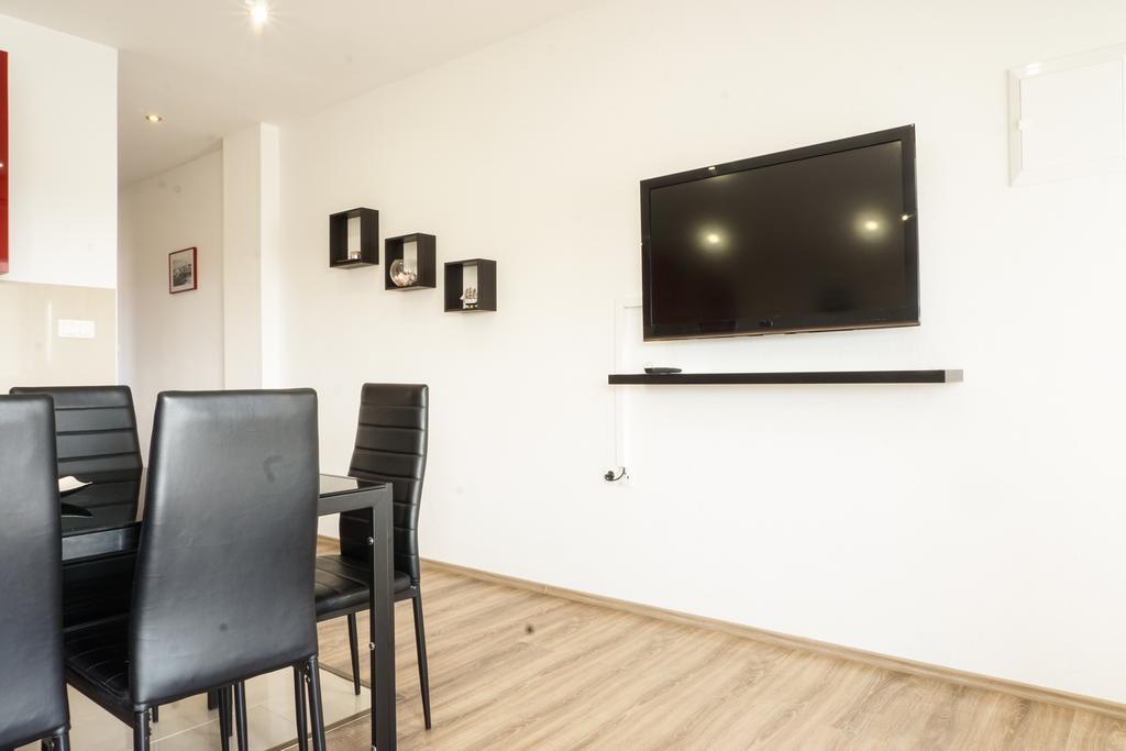 Apartment Fabijana Biograd Na Moru Exterior foto